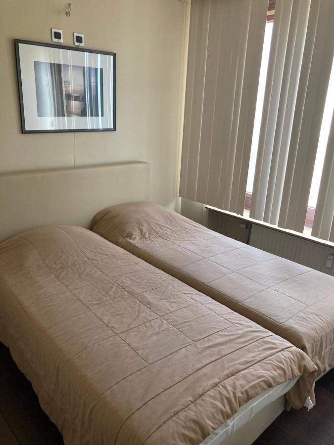 Appartement Seaview 3 Bedr - 8p - - Type Antwerpen85 - Frontal Seaview, Situated At The *
